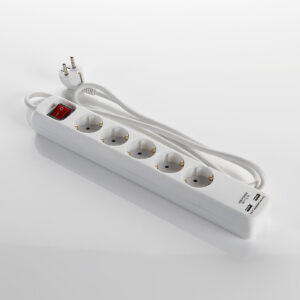 Base 5 enchufes con interruptor y 2 USB 3x1,5 mm². 1,4 mts. Alyco codigo 199435